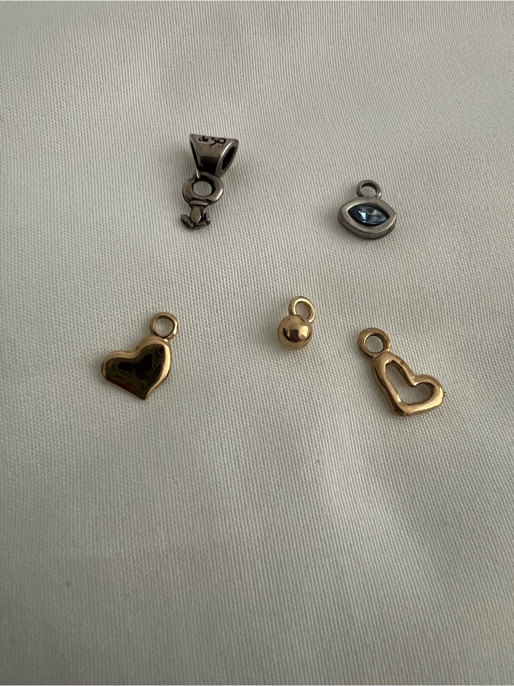 UNO DE 50 Small Charms